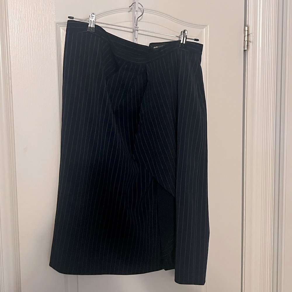 Jason Wu x Eloquii navy pin stripe pencil skirt